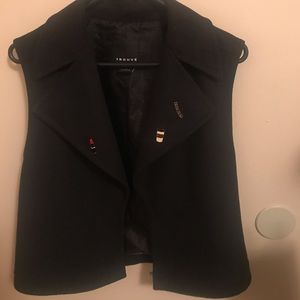 Trouve Vest